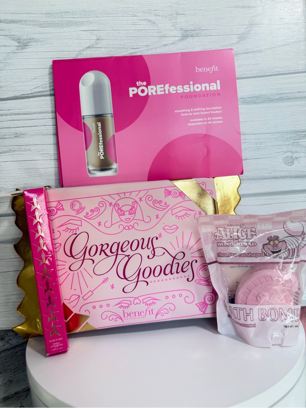 Premium 4 Pc Beauty & Bath Gift Set of Pink Themed Gorgeous Goodies NWT